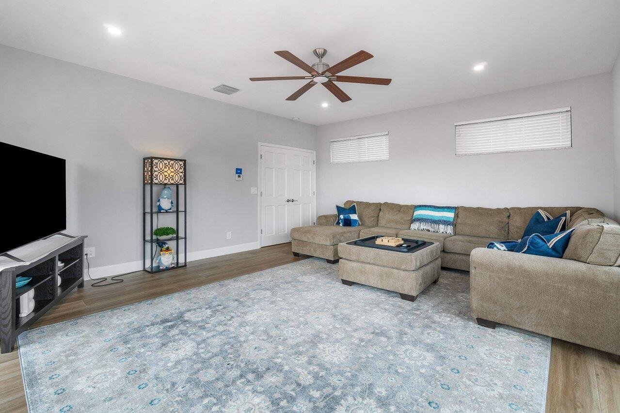 130 Riviera Drive Riviera Beach, FL 33404 - Photo 41 of 68 Upstairs Family Room
