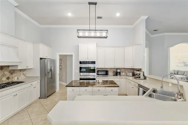 $999,900 | 1129 Southwest 89th Street, Gainesville, FL 32607