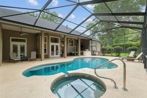 $999,900 | 1129 Southwest 89th Street, Gainesville, FL 32607
