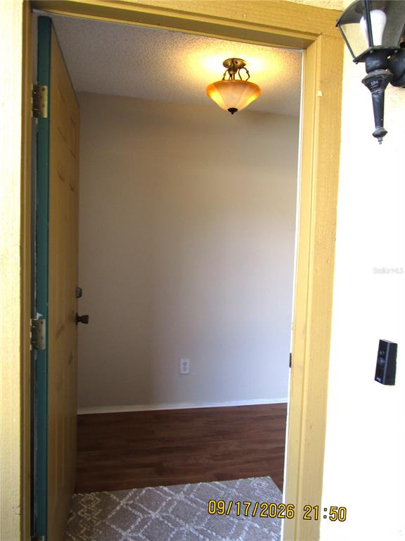 1508 Highland Ridge Circle Brandon, FL 33510 - Photo 3 of 29 Gallery Image 3