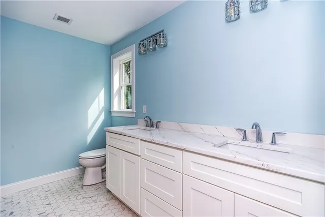 $999,900 | 44 Saddlebrook Drive, Warwick, RI 02818