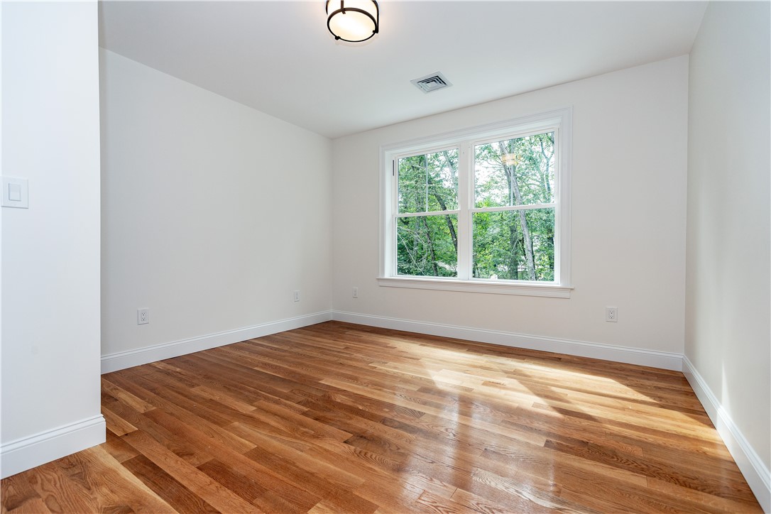 44 Saddlebrook Drive Warwick, RI 02818 - Photo 31 of 44