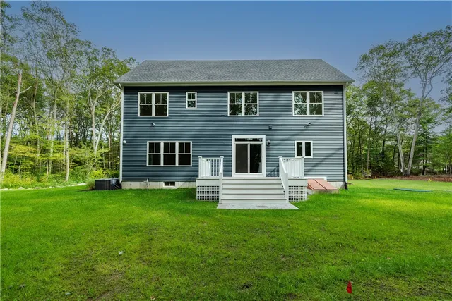 $999,900 | 44 Saddlebrook Drive, Warwick, RI 02818