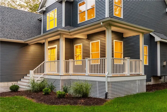 $999,900 | 44 Saddlebrook Drive, Warwick, RI 02818