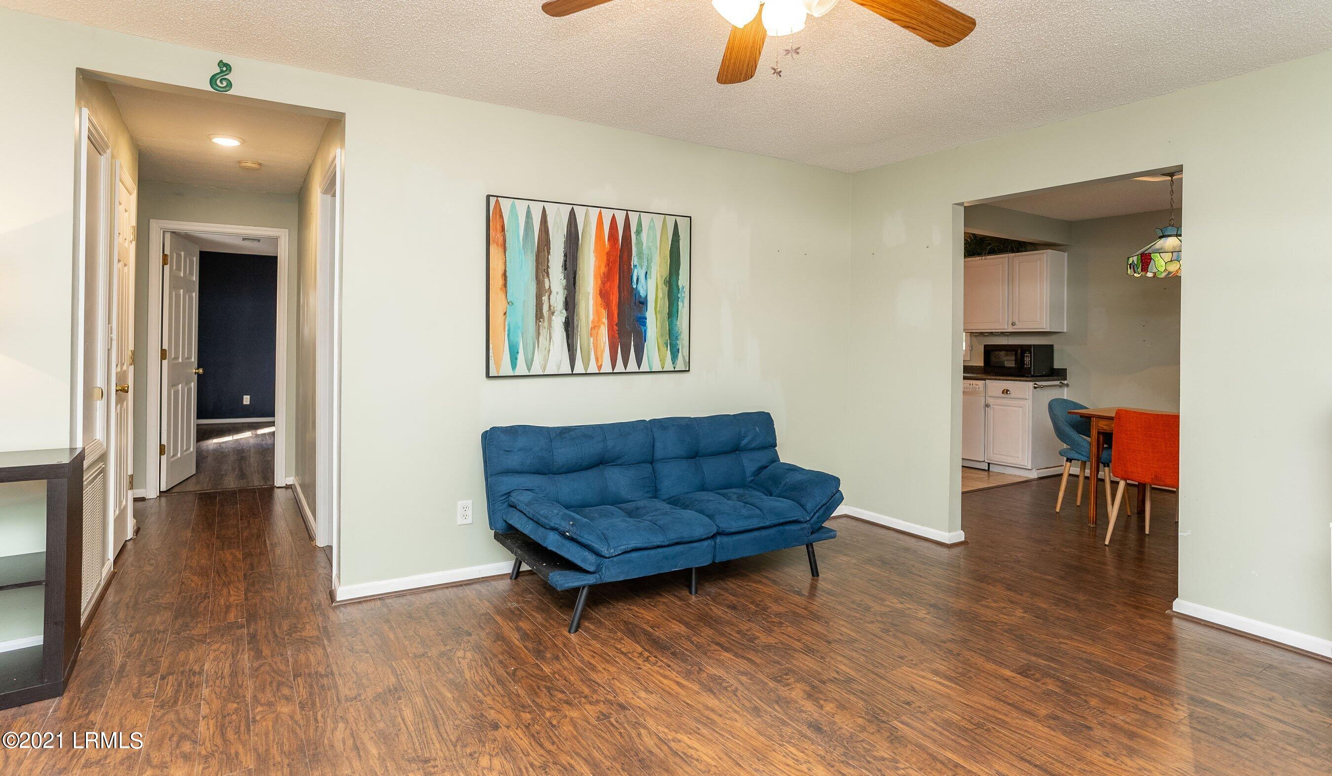 13 Little Capers Road Beaufort, SC 29907 - Photo 18 of 33 Living