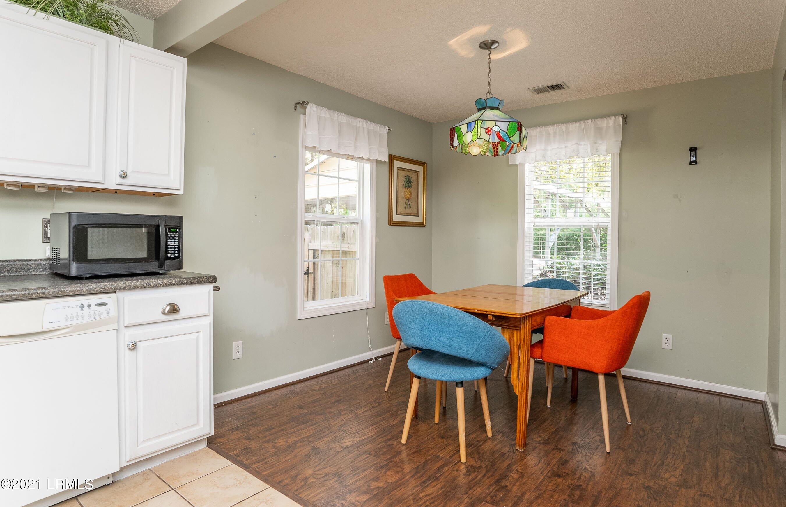 13 Little Capers Road Beaufort, SC 29907 - Photo 20 of 33 Kit/Din
