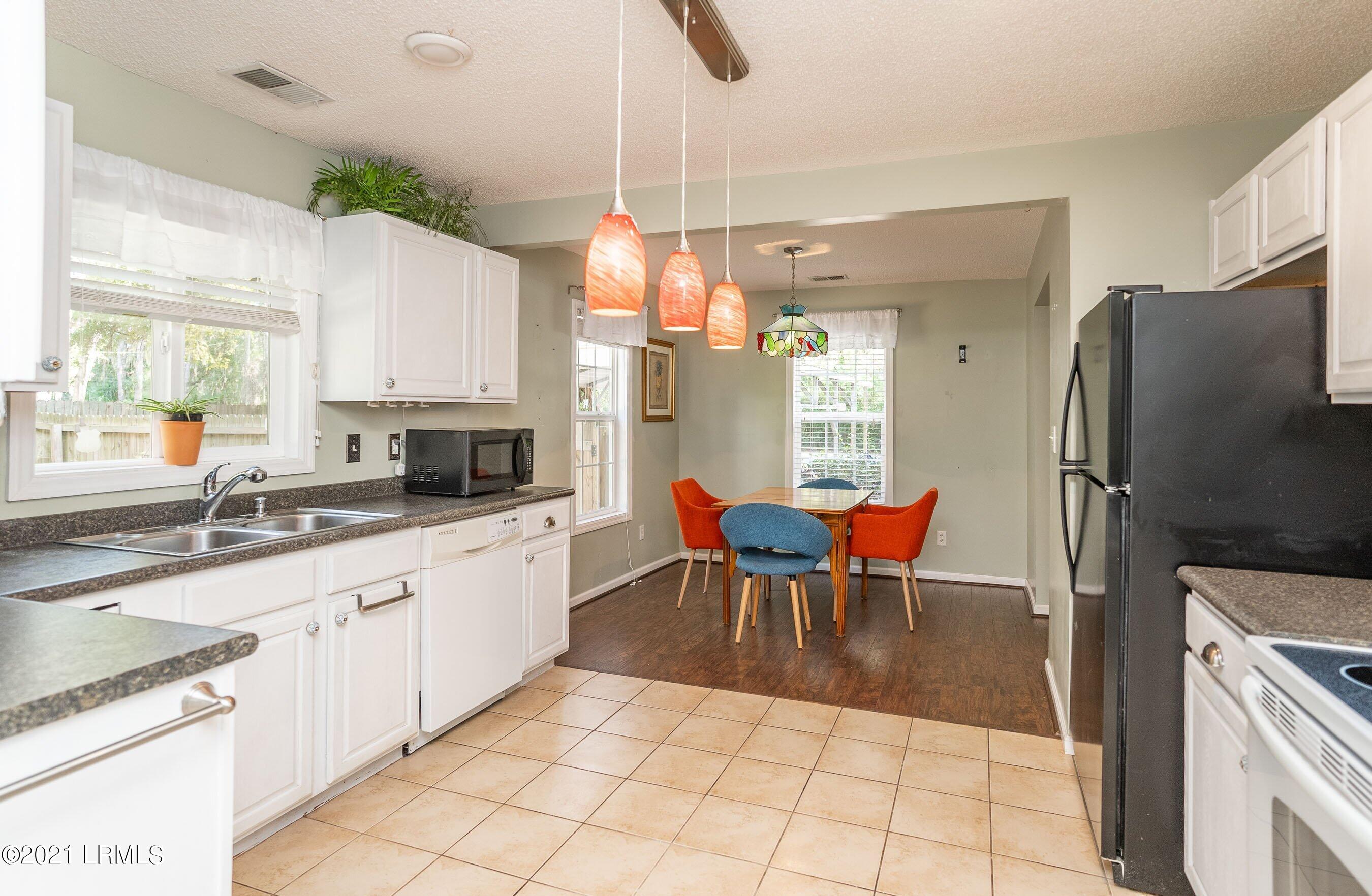 13 Little Capers Road Beaufort, SC 29907 - Photo 24 of 33 Kit/Din