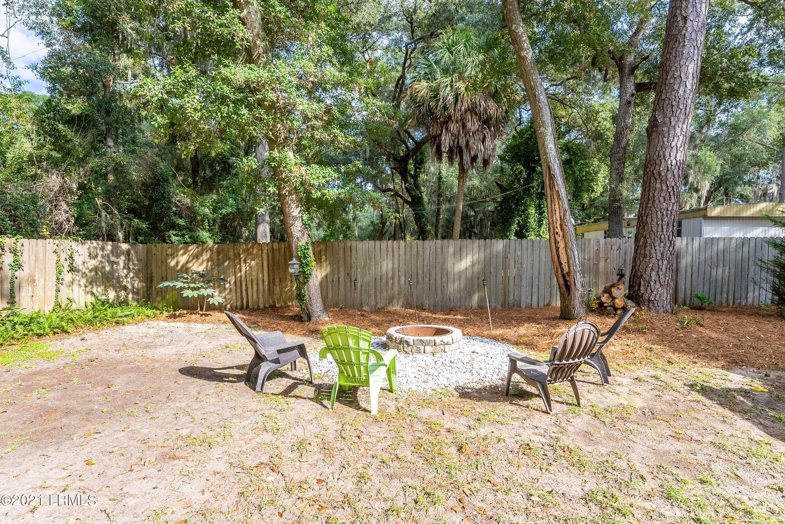 13 Little Capers Road Beaufort, SC 29907 - Photo 26 of 33 Fire Pit