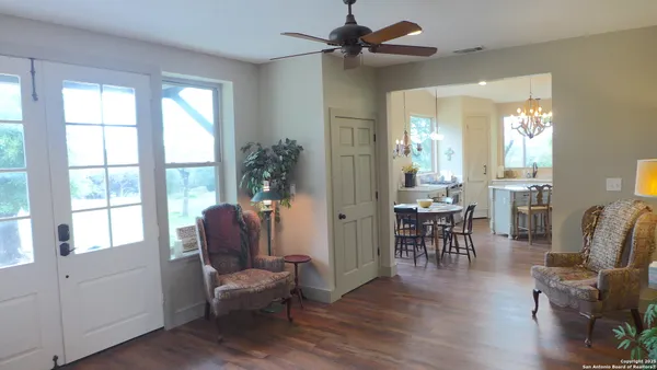 $3,900 | 234 Mill Dam Road, Comfort, TX 78013