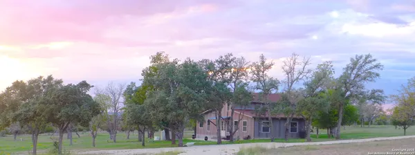 $3,900 | 234 Mill Dam Road, Comfort, TX 78013