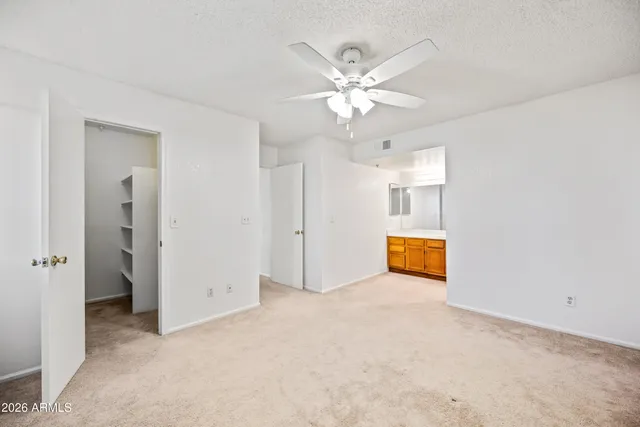 $1,325 | 10610 South 48th Street, Unit 1077, Phoenix, AZ 85044