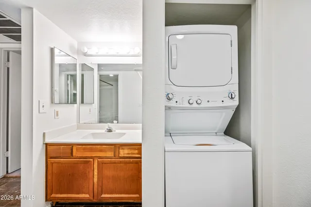 $1,325 | 10610 South 48th Street, Unit 1077, Phoenix, AZ 85044