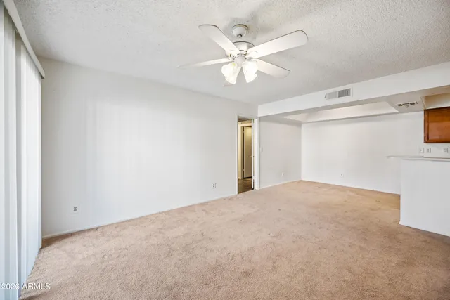 $1,325 | 10610 South 48th Street, Unit 1077, Phoenix, AZ 85044