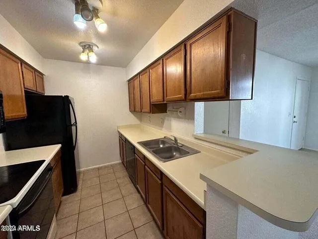 $1,450 | 10610 South 48th Street, Unit 1077, Phoenix, AZ 85044