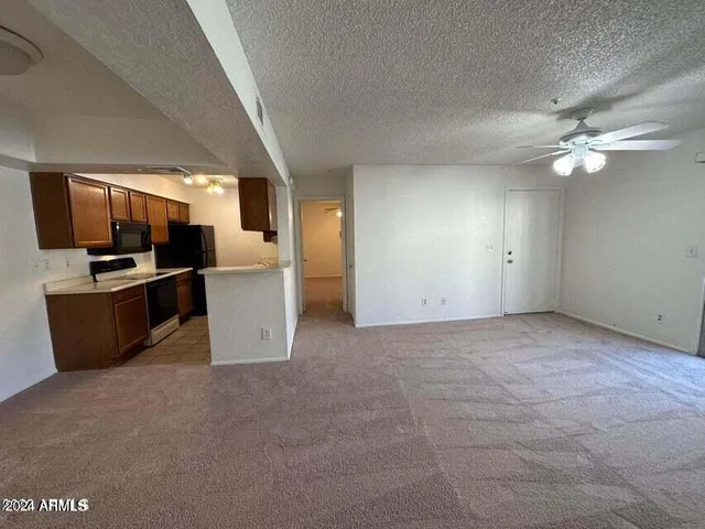 $1,450 | 10610 South 48th Street, Unit 1077, Phoenix, AZ 85044