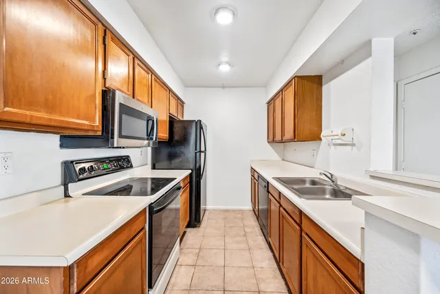 $1,325 | 10610 South 48th Street, Unit 1077, Phoenix, AZ 85044