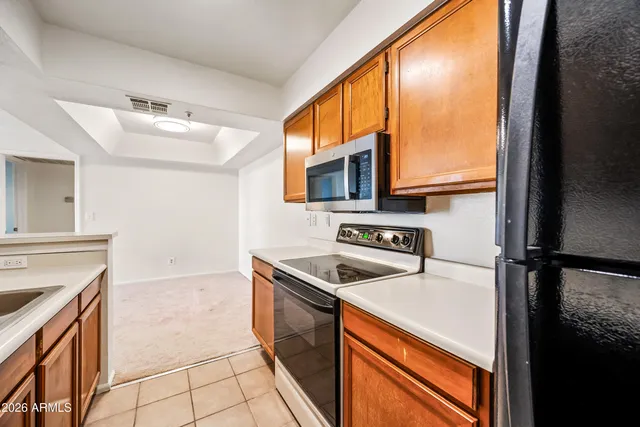 $1,325 | 10610 South 48th Street, Unit 1077, Phoenix, AZ 85044