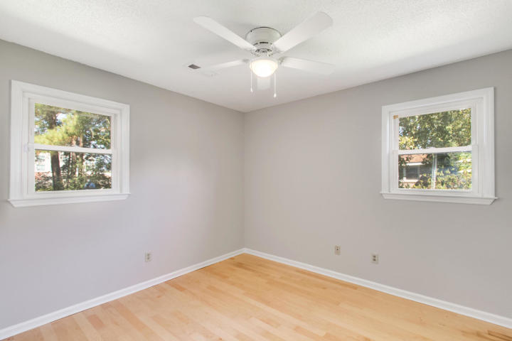 202 Beauregard Road Summerville, SC 29486 - Photo 7 of 12 Bed