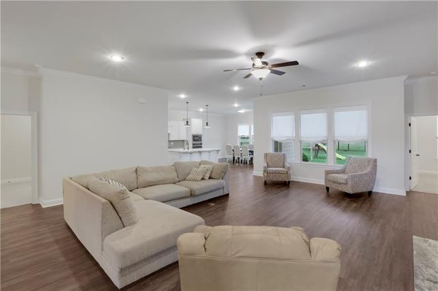 23456 Noble Oak Drive Springfield, LA 70462 - Photo 4 of 28