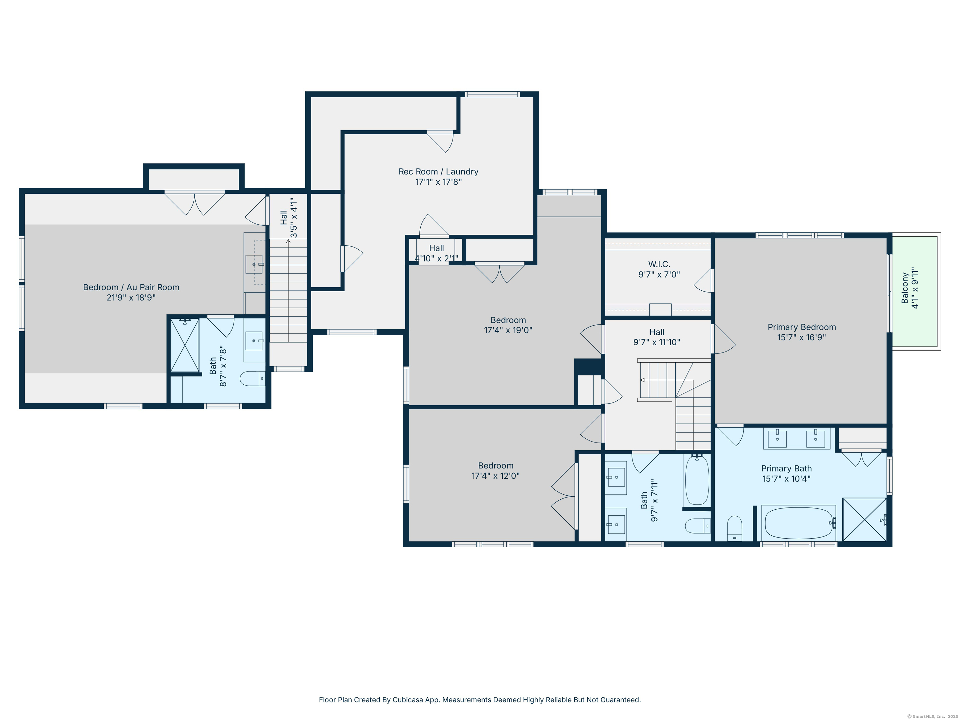 61 Edgewater Commons Lane Westport, CT 06880 - Photo 37 of 37 a picture of a bathroom with a bathtub