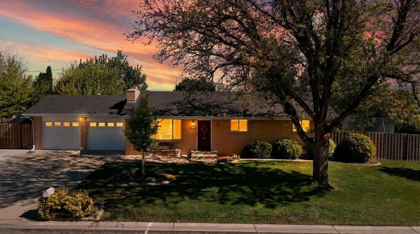 2118 Saguaro Road Grand Junction, CO 81507 - Photo 2 of 42 a view of a house with a yard