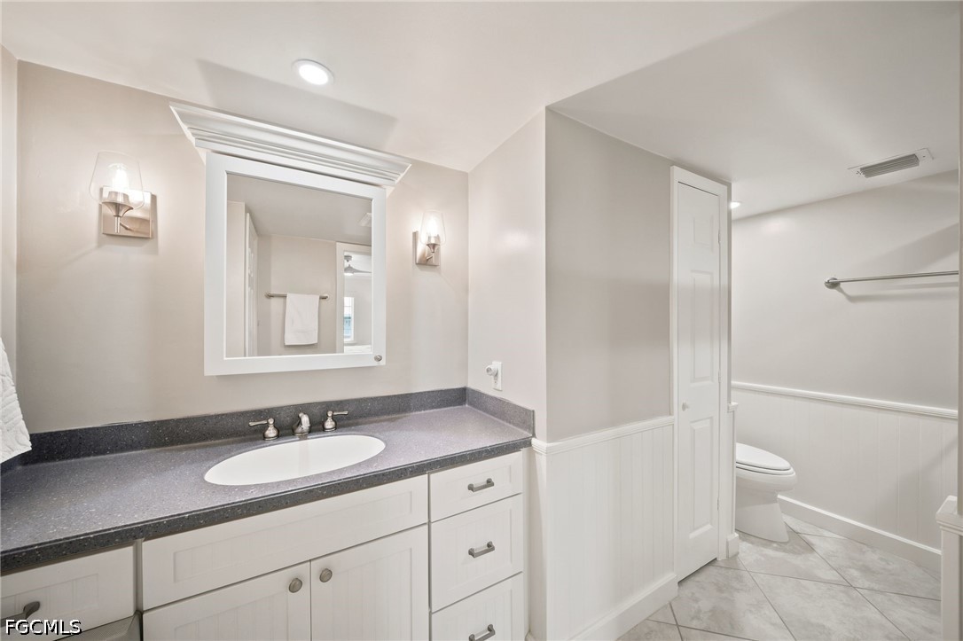 666 3rd Street South, Unit 304 Naples, FL 34102 - Photo 20 of 34