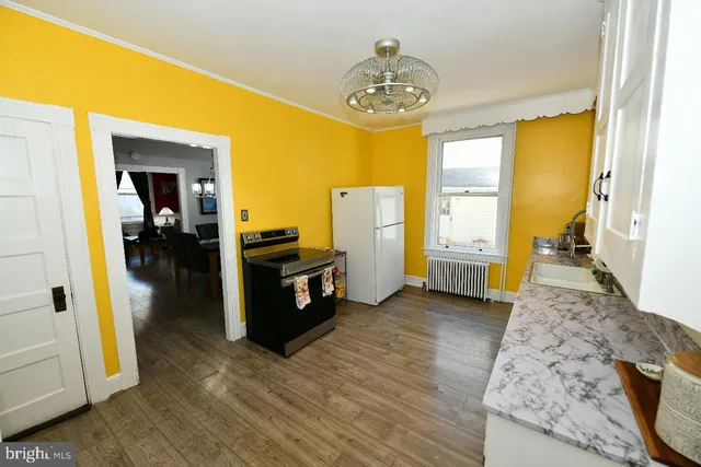 a view of a living room