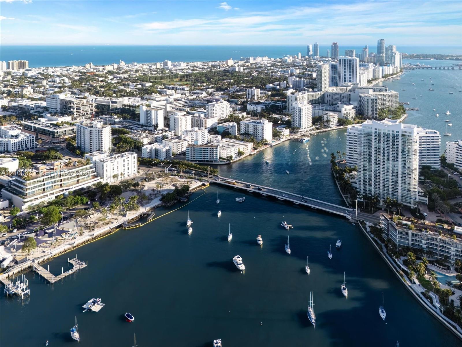 1621 Bay Road, Unit 901 Miami Beach, FL 33139 - Photo 33 of 42 Gallery Image 33