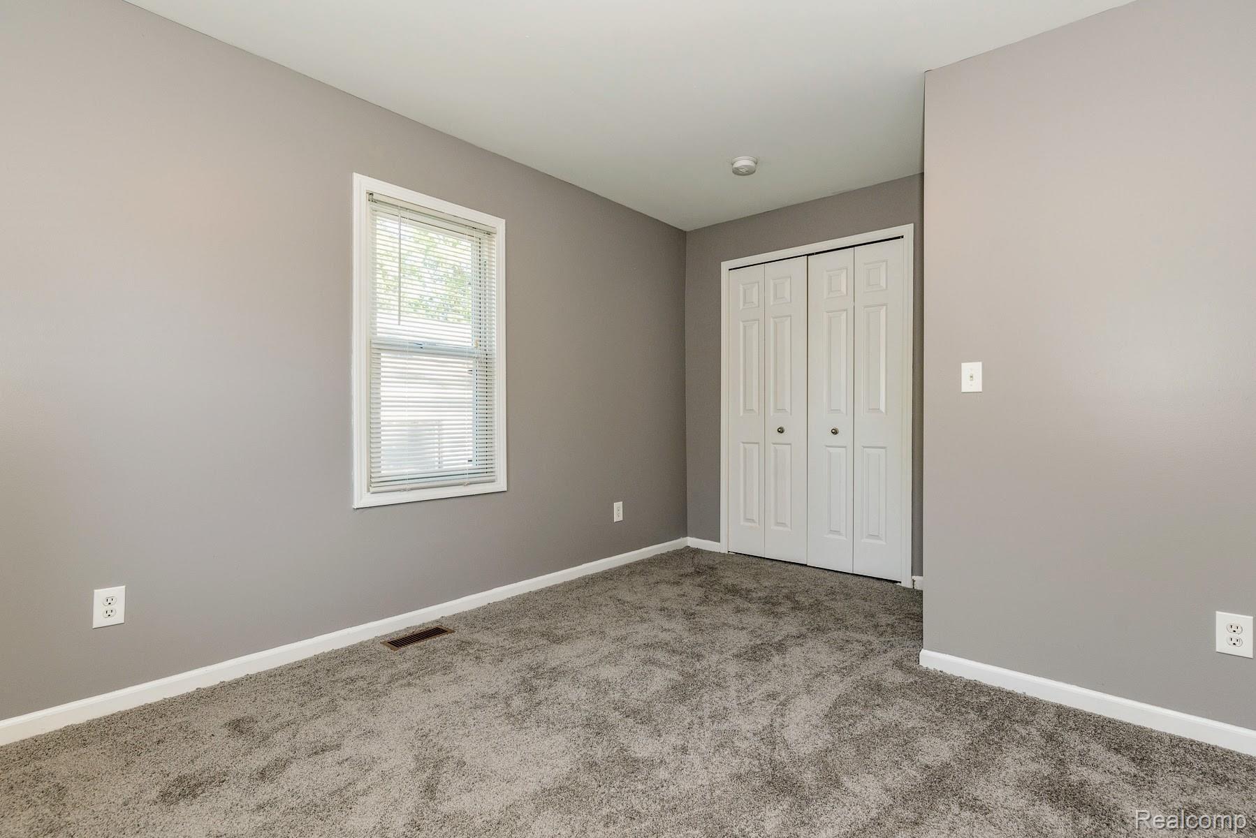 15360 Inkster Road Romulus, MI 48174 - Photo 23 of 27 DSC_7111.jpg