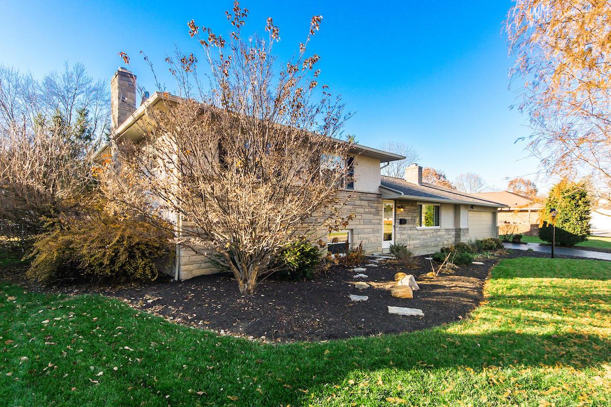 3131 North Star Road Columbus, OH 43221 - Photo 3 of 33