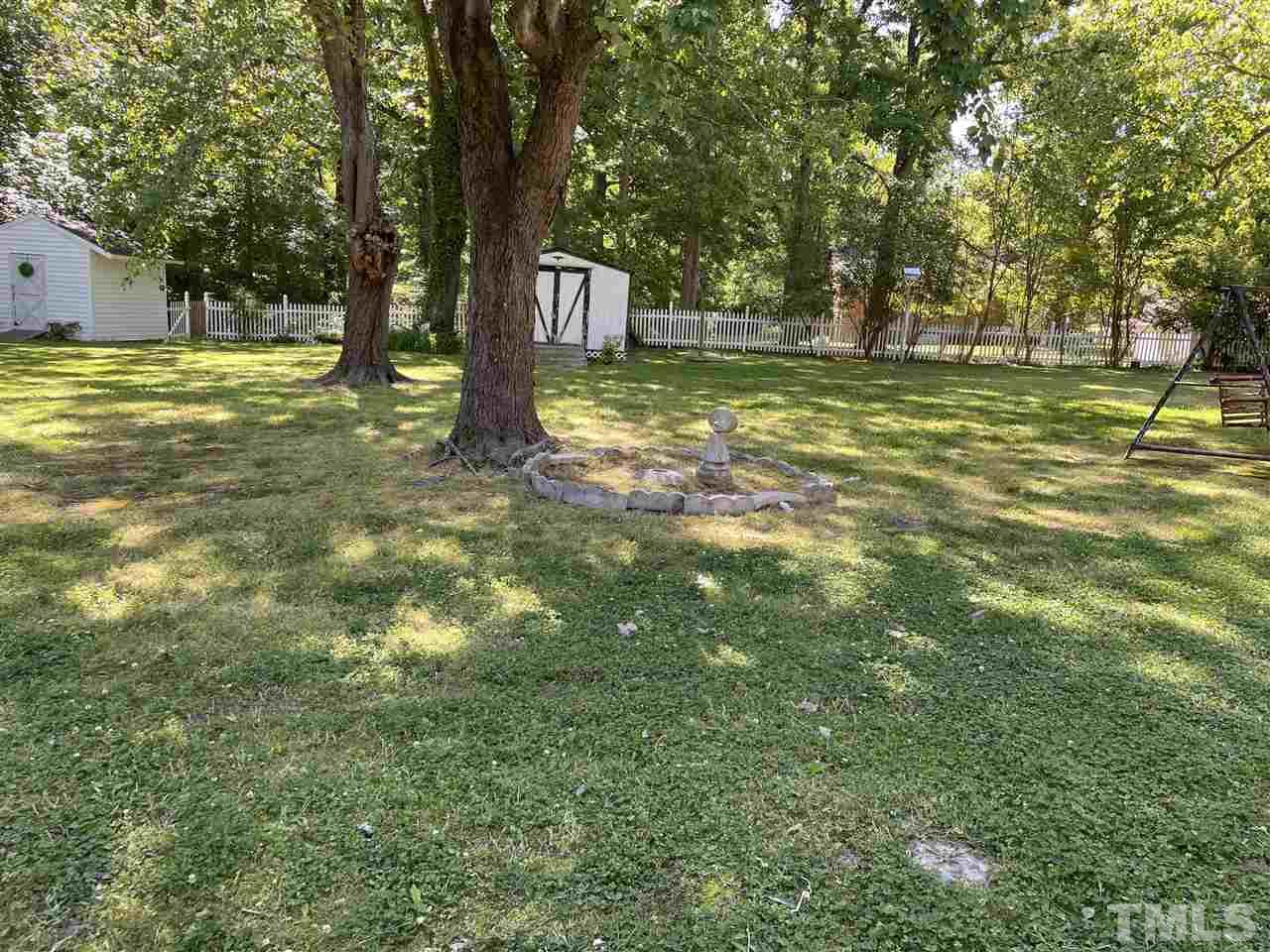 910 Frank Street Roxboro, NC 27573 - Photo 14 of 16