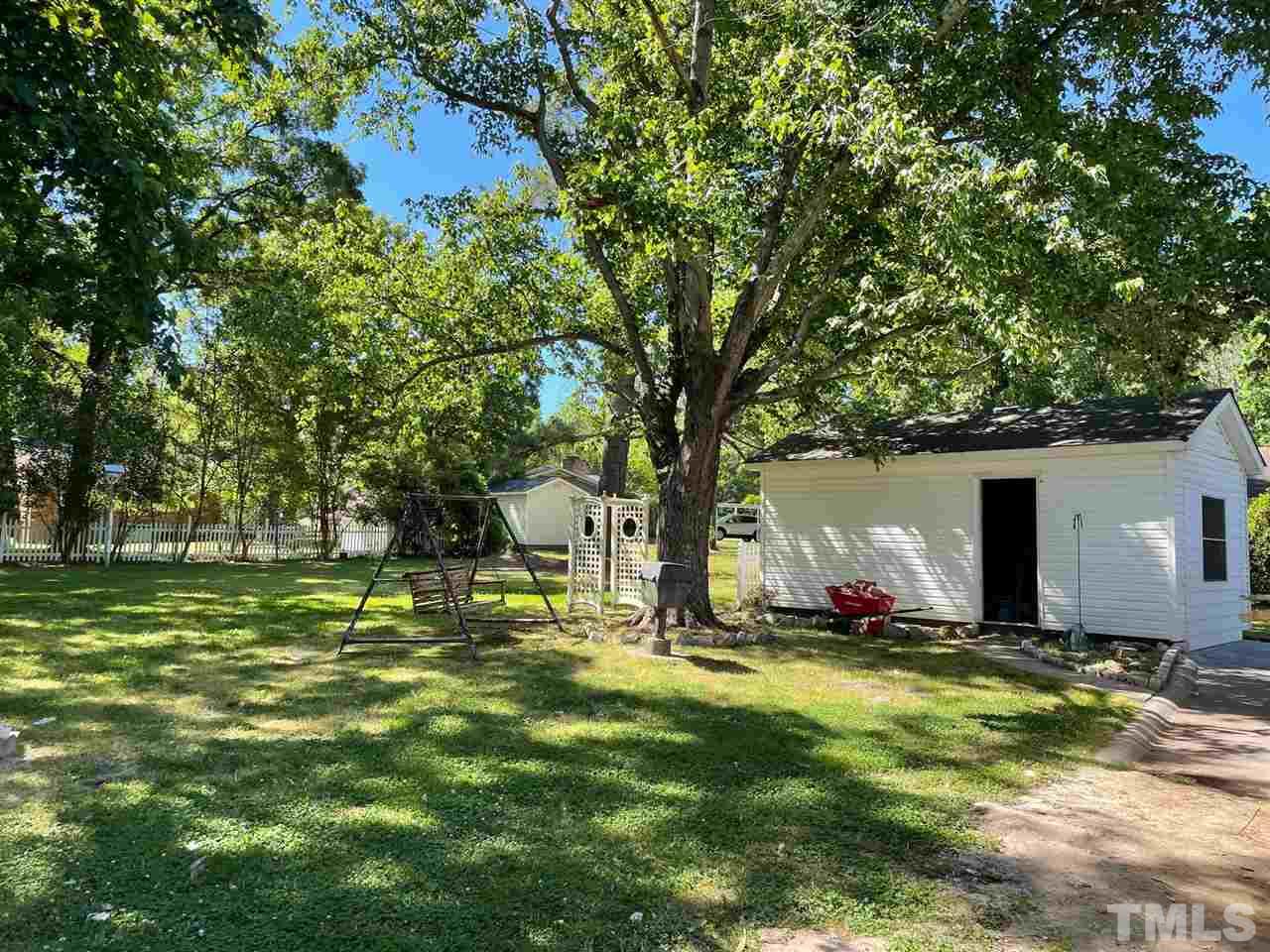 910 Frank Street Roxboro, NC 27573 - Photo 15 of 16