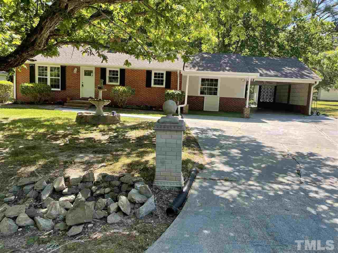 910 Frank Street Roxboro, NC 27573 - Photo 3 of 16