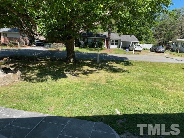 910 Frank Street Roxboro, NC 27573 - Photo 4 of 16