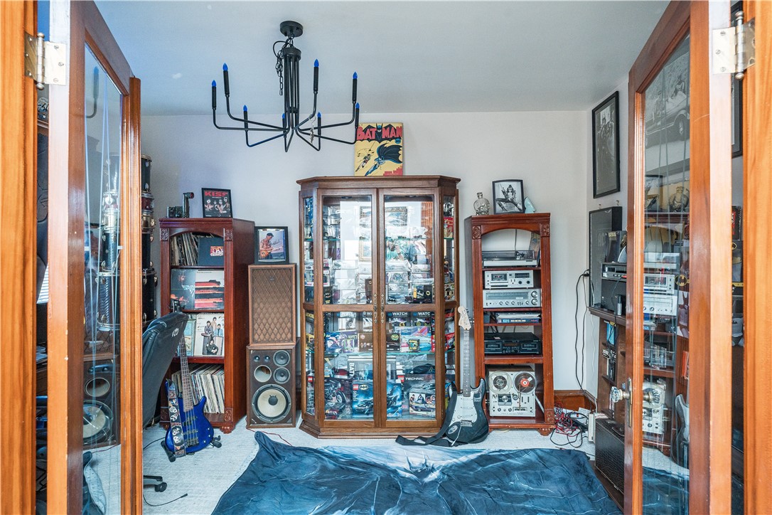 372 Old River Road Lincoln, RI 02838 - Photo 23 of 50