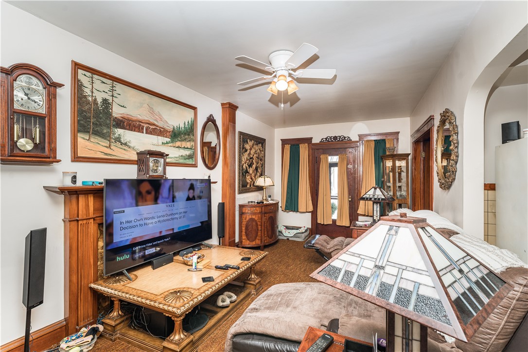 372 Old River Road Lincoln, RI 02838 - Photo 3 of 50