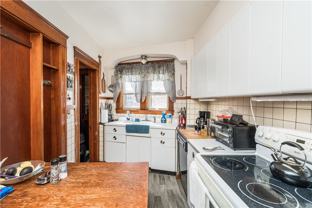 372 Old River Road Lincoln, RI 02838 - Photo 8 of 50