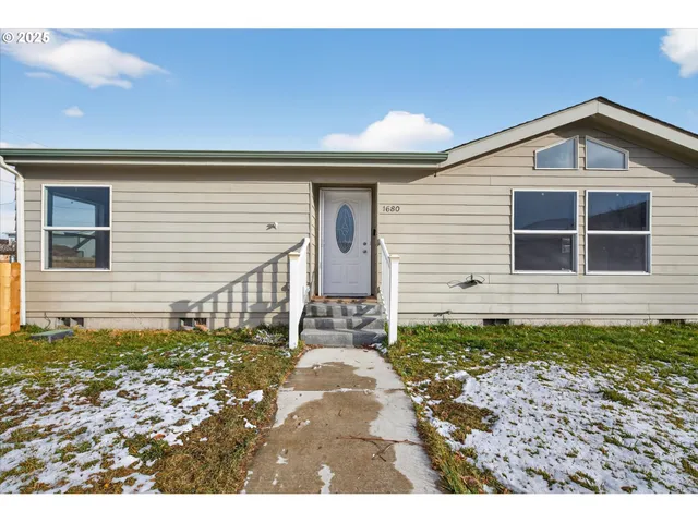 $375,000 | 1680 Plum Street, Baker City, OR 97814