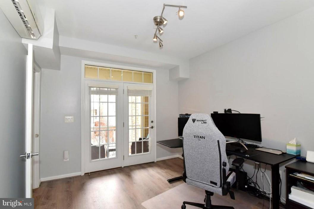 42594 Sunset Ridge Square Ashburn, VA 20148 - Photo 16 of 27