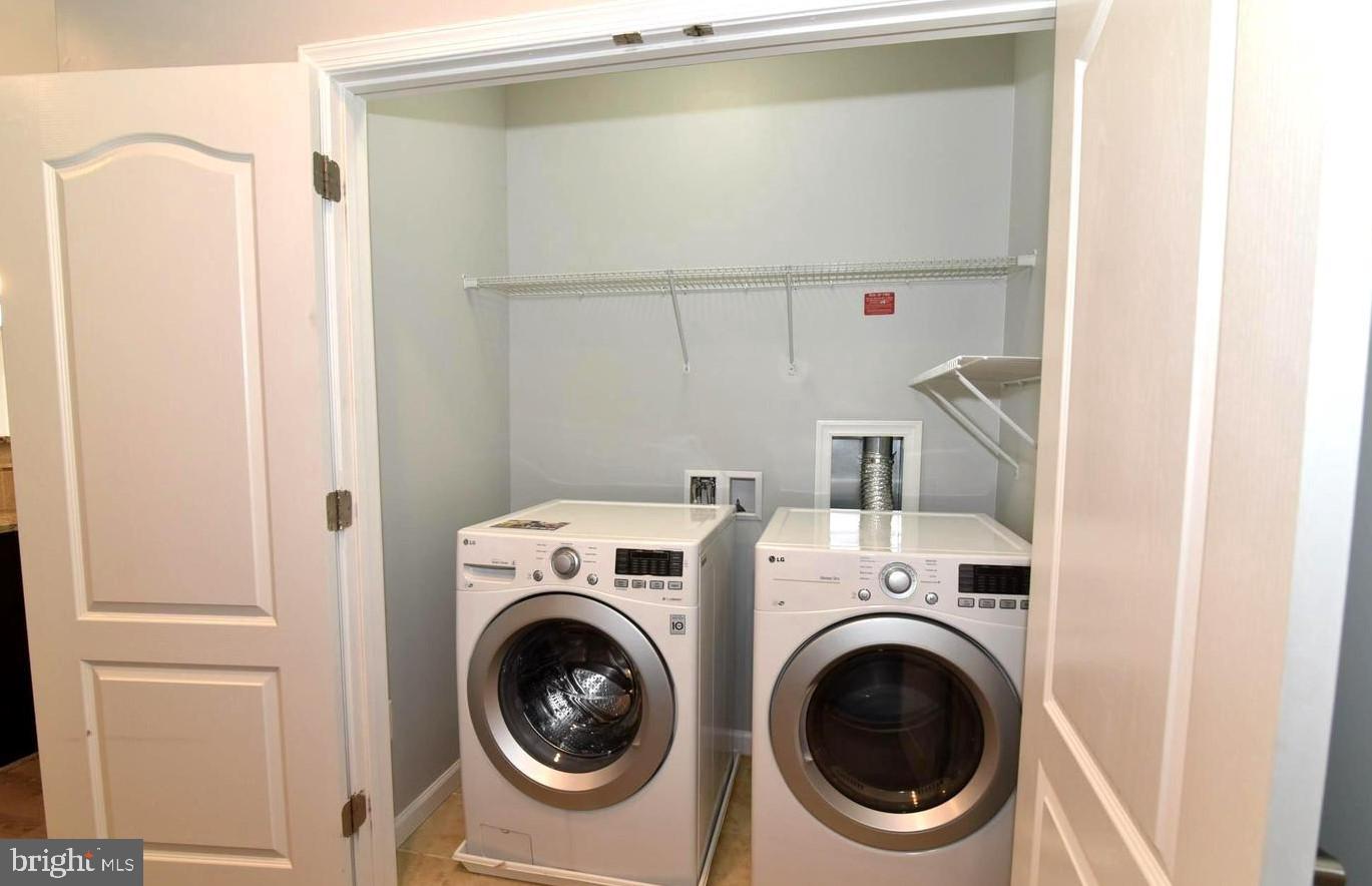 42594 Sunset Ridge Square Ashburn, VA 20148 - Photo 26 of 27