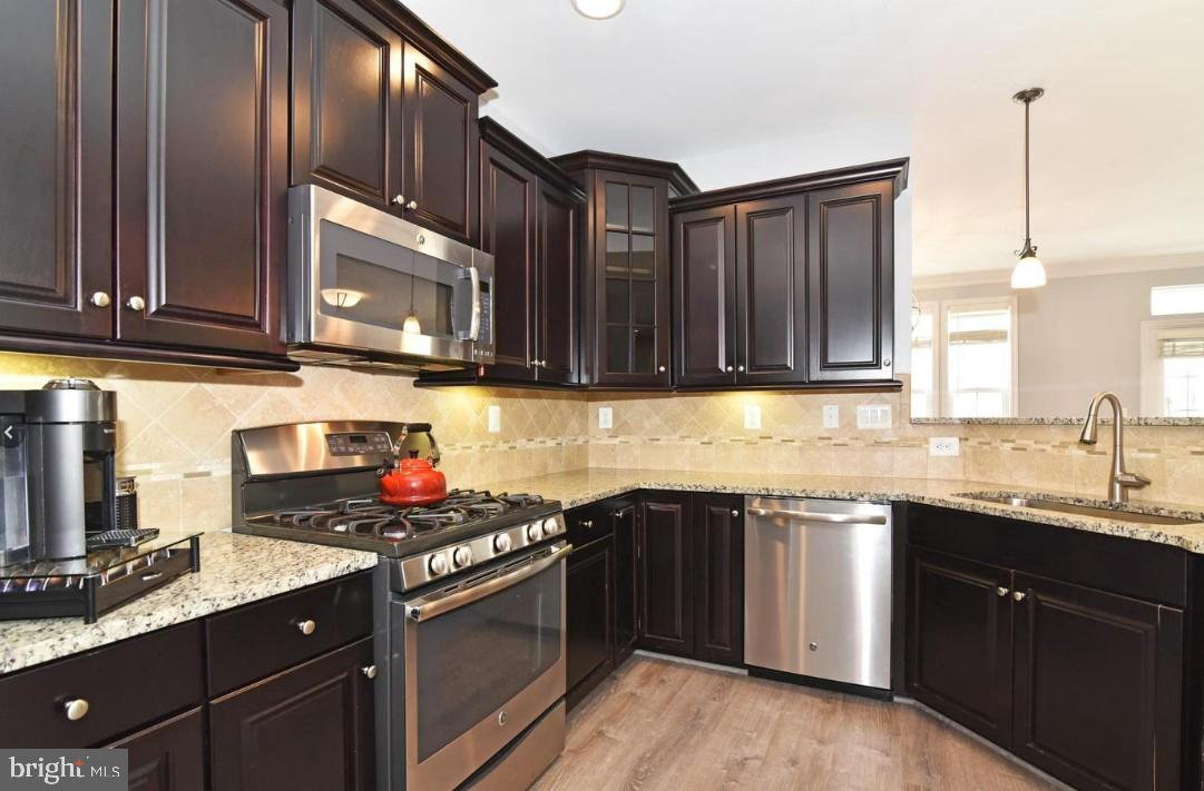 42594 Sunset Ridge Square Ashburn, VA 20148 - Photo 4 of 27