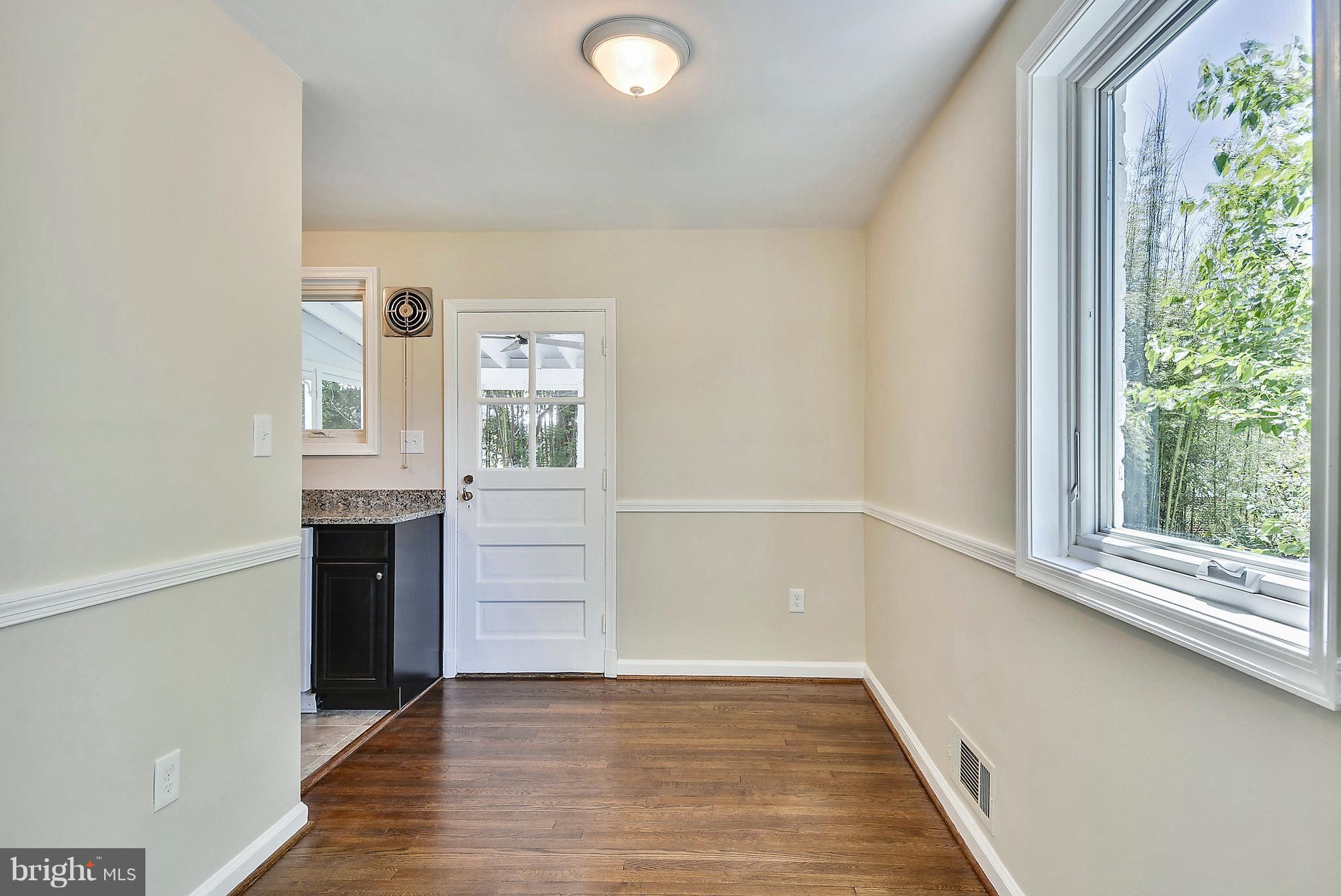12103 Bushey Drive Silver Spring, MD 20902 - Photo 7 of 25 Dining Room