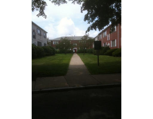 186 Lake Shore Road, Unit 2 Boston, MA 02135 - Photo 6 of 12