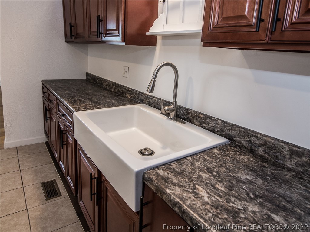 114 Roscoes Road Pembroke, NC 28372 - Photo 11 of 35 Gallery Image 11