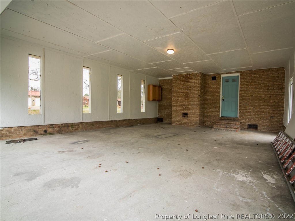 114 Roscoes Road Pembroke, NC 28372 - Photo 33 of 35 Gallery Image 33
