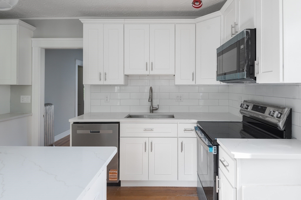 112 Brush Hill Road Milton, MA 02186 - Photo 3 of 42