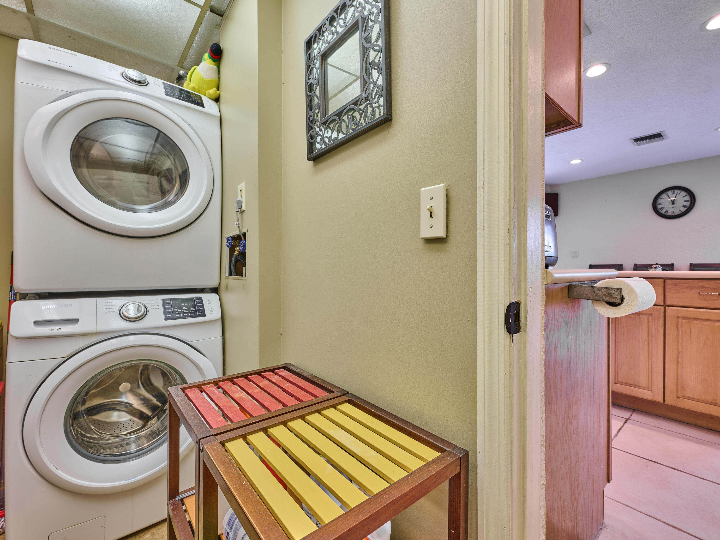 2810 Northeast 48th Court Lighthouse Point, FL 33064 - Photo 34 of 34 Laundry