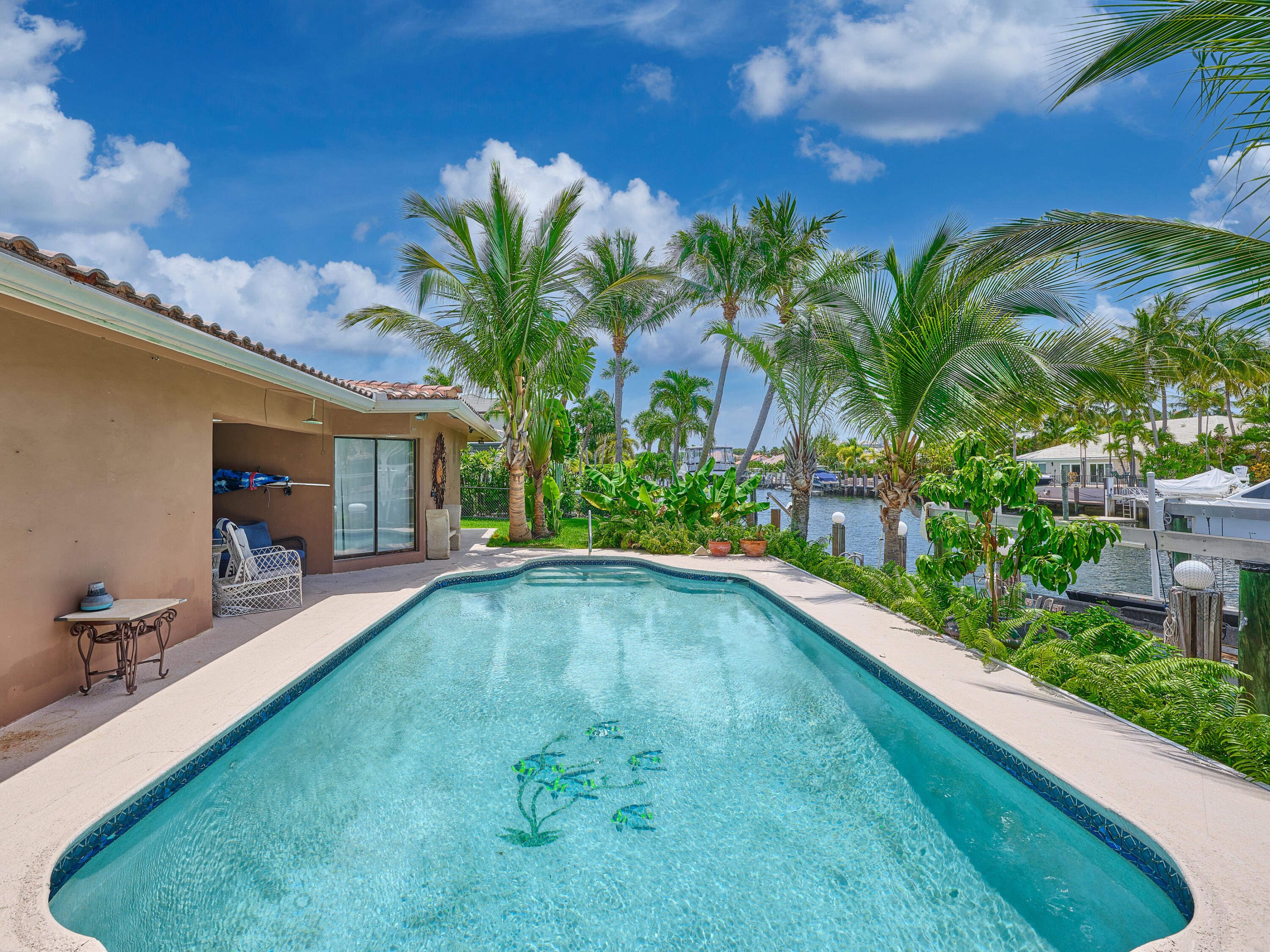 2810 Northeast 48th Court Lighthouse Point, FL 33064 - Photo 5 of 34 Pool