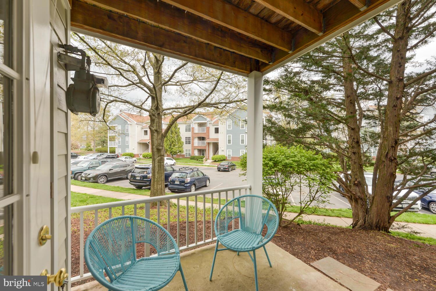 20957 Timber Ridge Terrace, Unit 101 Ashburn, VA 20147 - Photo 3 of 33 Delightful patio off dining area