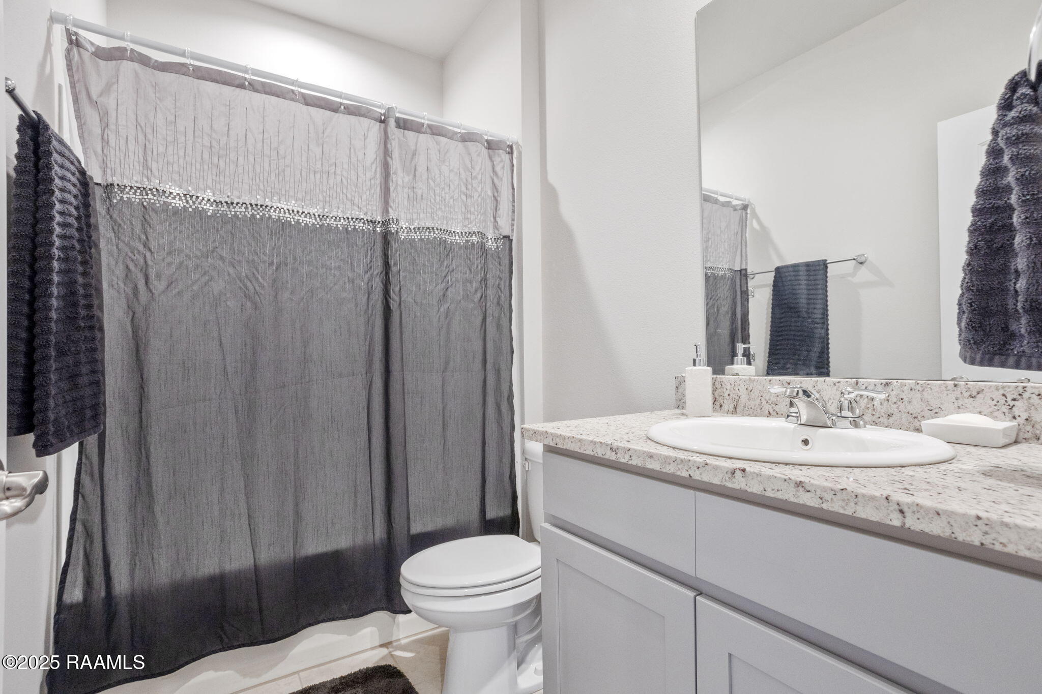 4058 Starling Place Jennings, LA 70546 - Photo 7 of 19 3-web-or-mls-0O3A9050